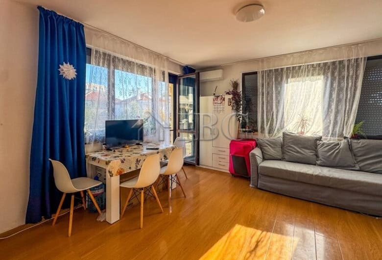Bright studio apartment with private courtyard in Sarafovo, Burgas. Perfect for comfortable living o.
