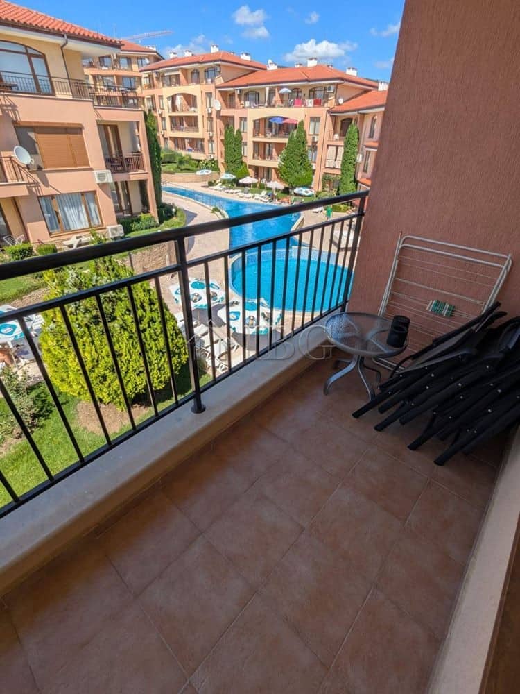 Two-bedroom apartment with pool view in Panorama Dreams, Sveti Vlas.