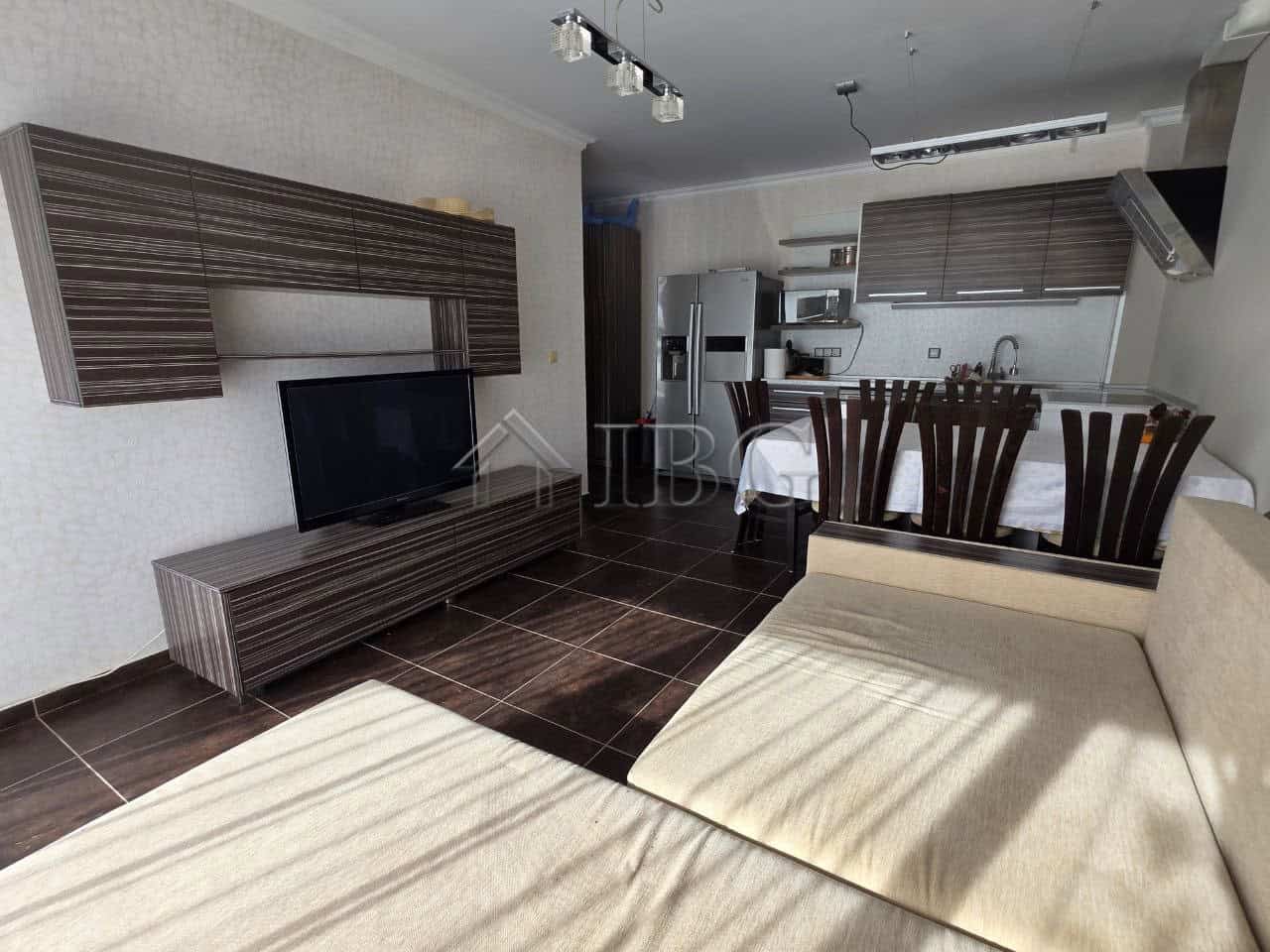 Bright 1-bedroom apartment with stunning sea views in Sveti Vlas, Bulgaria. Modern furnishings and o.