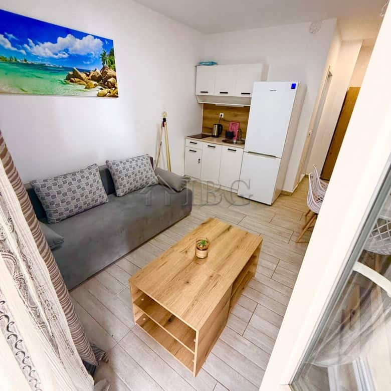 Bright studio apartment with partial sea view in Ipanema Beach, Sveti Vlas. Modern furnishings, comp.