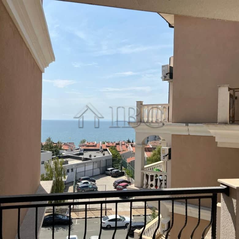 Sea view from one-bedroom apartment in Sveti Vlas with stunning coastal scenery.