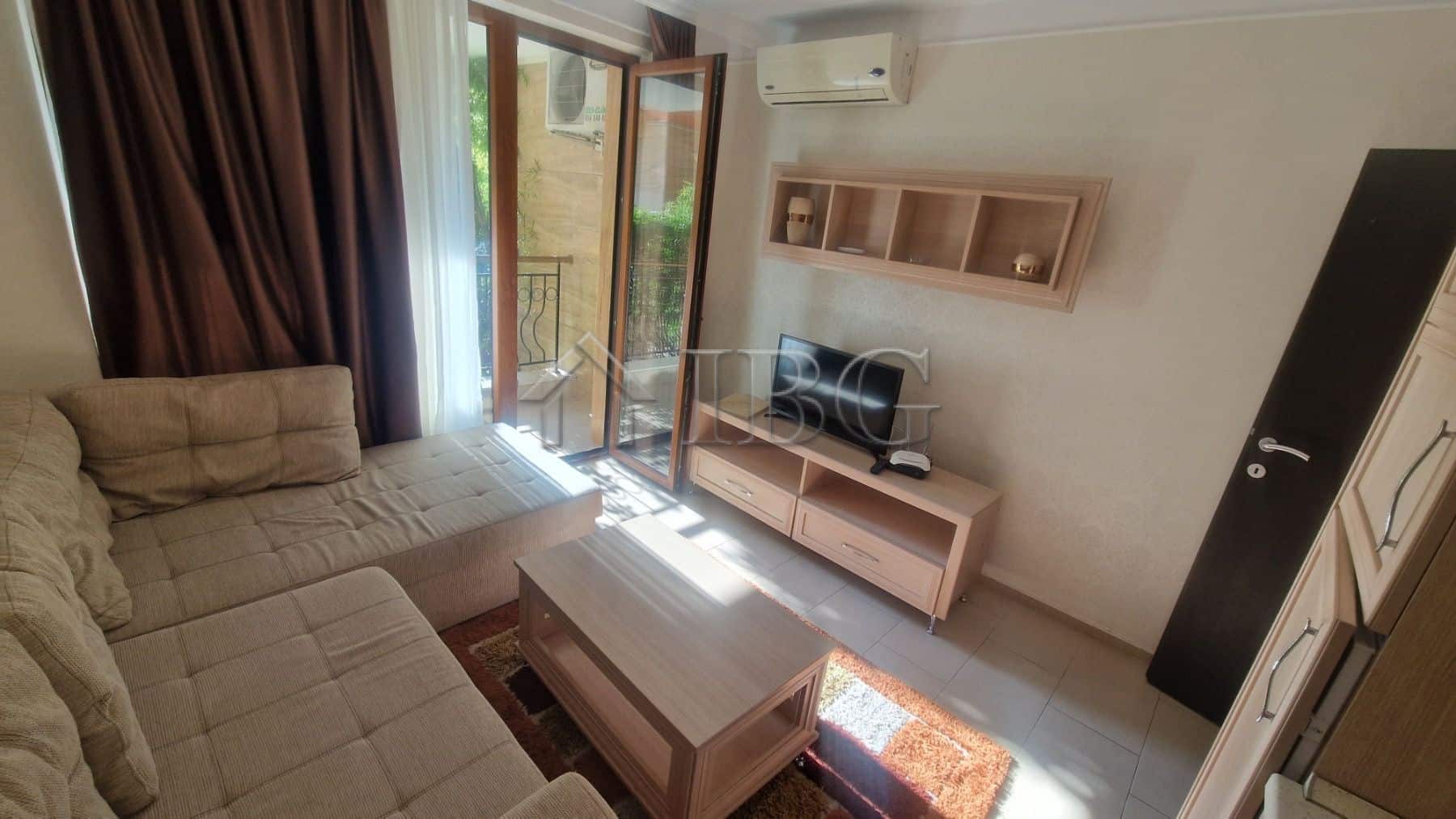 Bright one-bedroom apartment with pool view in Harmony Suites 1, Sunny Beach. Perfect for relaxing h.