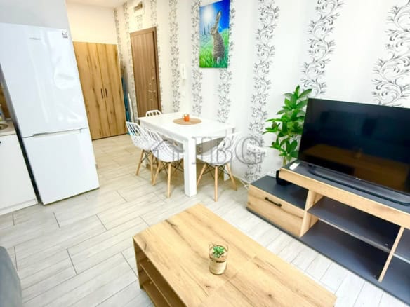 Bright studio apartment with partial sea view in Ipanema Beach, Sveti Vlas. Modern furnishings and s.