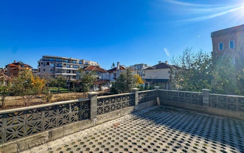 Studio apartment with private courtyard in Sarafovo, Burgas, offering outdoor space and modern livin.