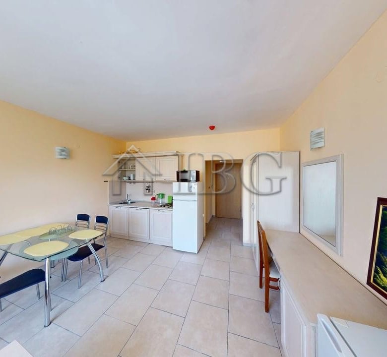 Bright 1-bedroom apartment with open-plan living area in Avalon Complex, Sunny Beach.