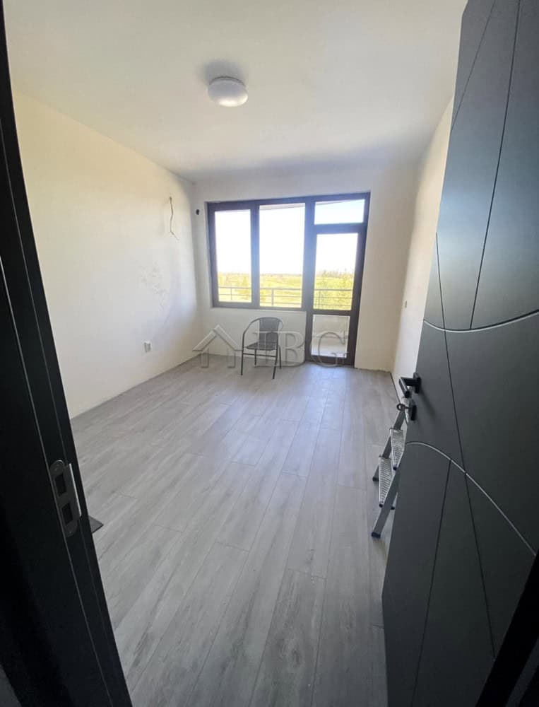 Bright 1-bedroom apartment with balcony near Balchik, offering scenic views and modern amenities.