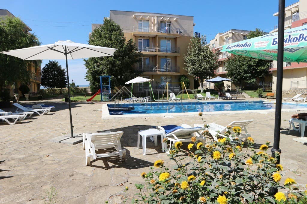 Bright 1-bedroom apartment with pool access close to Sunny Beach. Perfect for relaxing holidays and.