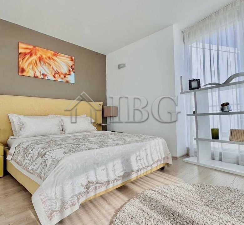 Bright 2-bedroom apartment with sea and pool views in Atlantis Resort & Spa, Sarafovo, Burgas.