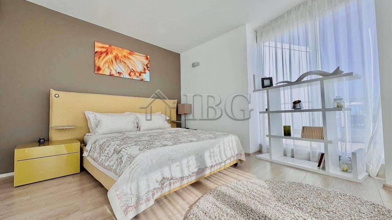 Bright 2-bedroom apartment with sea and pool views in Atlantis Resort & Spa, Sarafovo, Burgas.