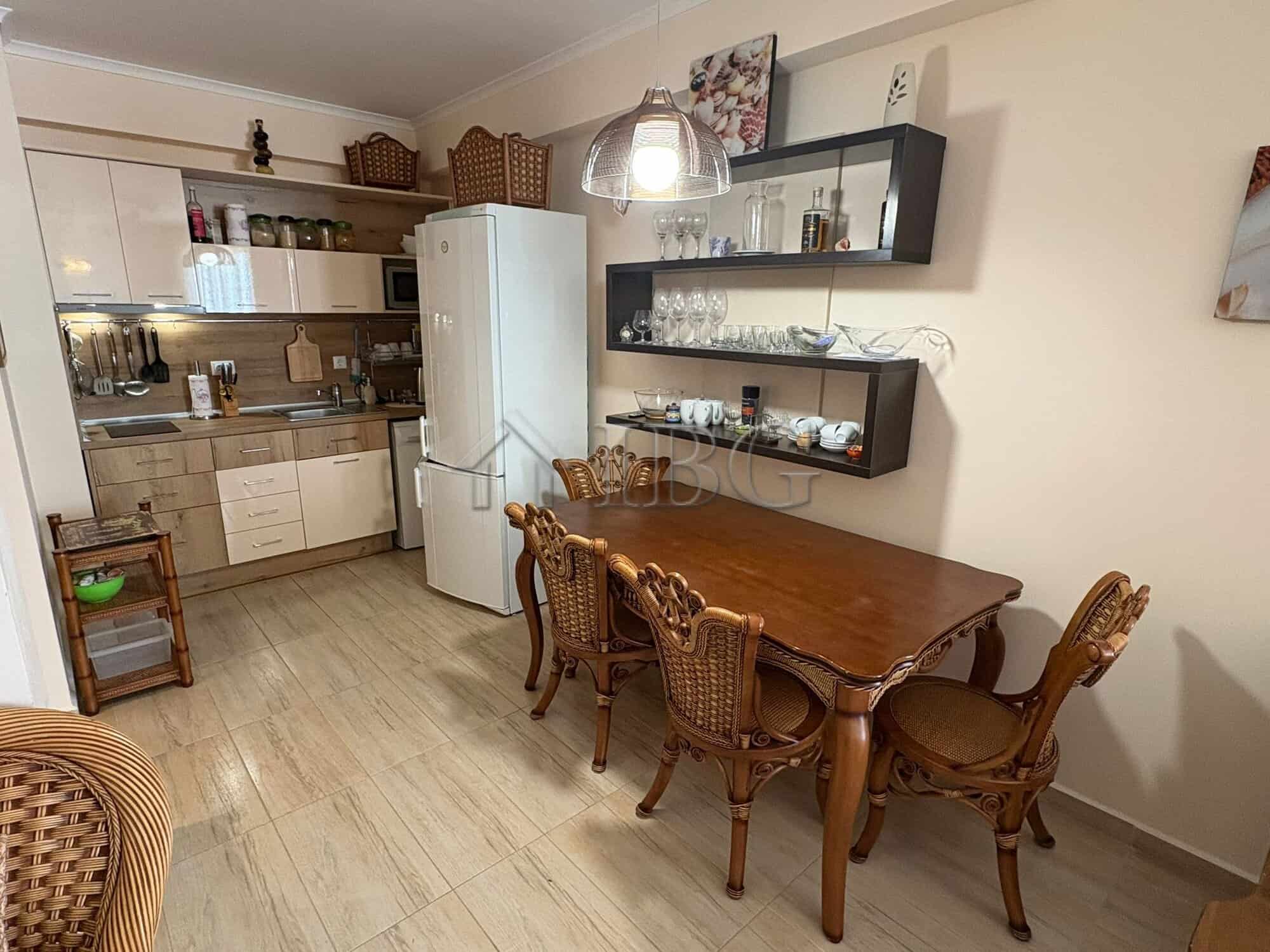 Comfortable 1-bedroom apartment with modern kitchen in Sunny Beach resort. Perfect for relaxing holi.
