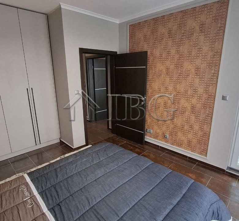 Bright 2-bedroom apartment with modern furnishings in Nessebar's Odyssey complex. Perfect for comfor.