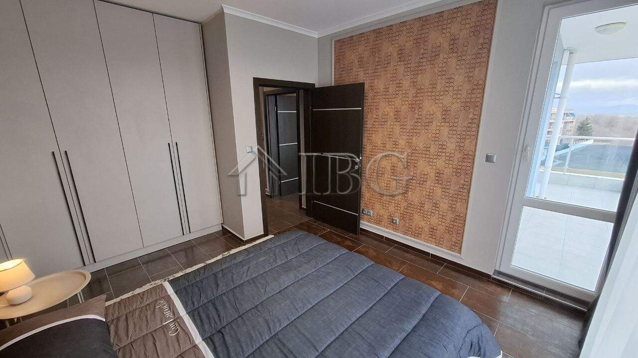 Bright 2-bedroom apartment with modern furnishings in Nessebar's Odyssey complex. Perfect for comfor.