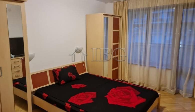 Spacious two-bedroom apartment with modern furnishings in Golden Dreams, Sunny Beach. Perfect for co.
