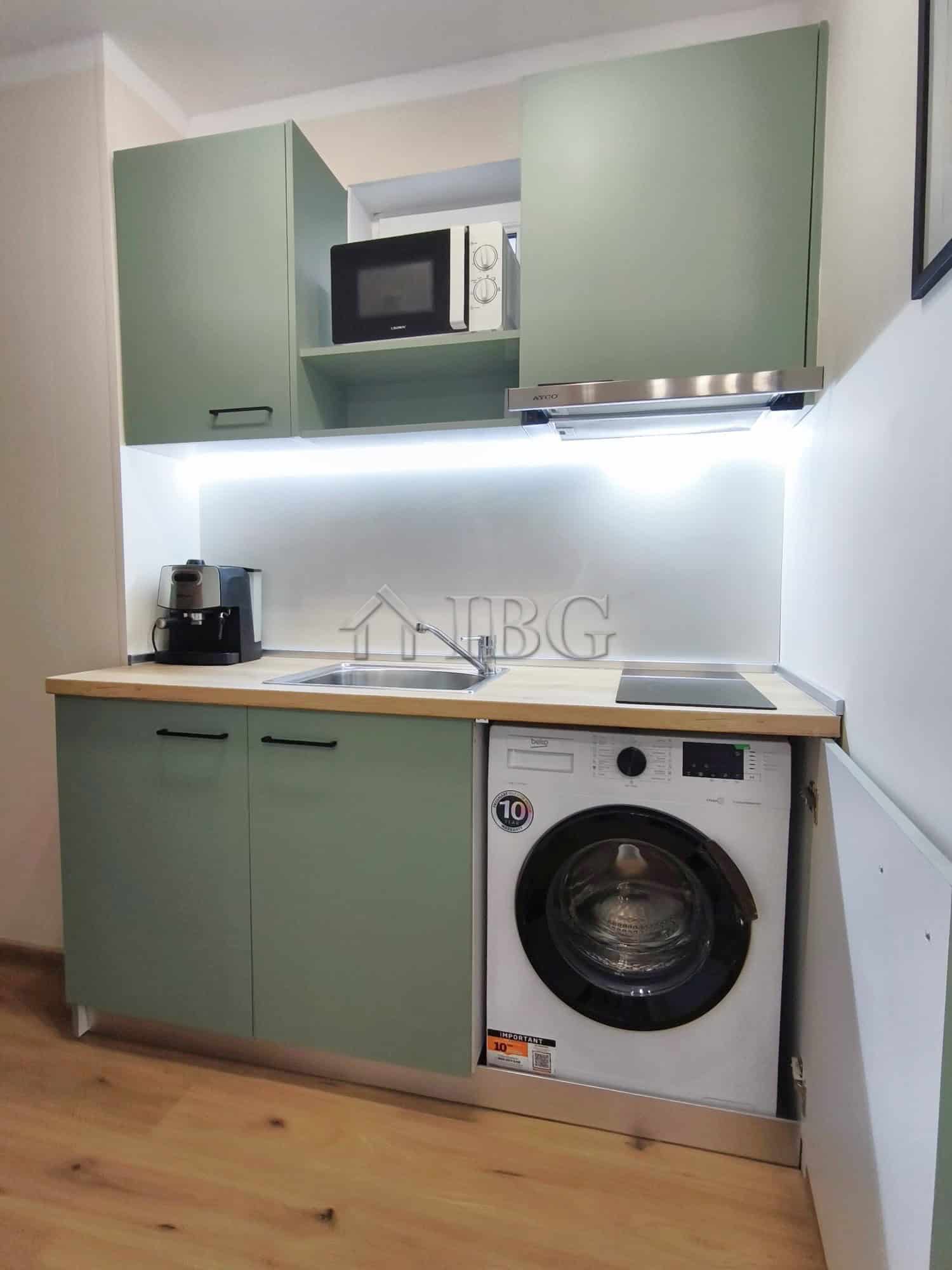 Cozy studio with modern furnishings, balcony, and scenic sea view in Sveti Vlas. Perfect for relaxin.