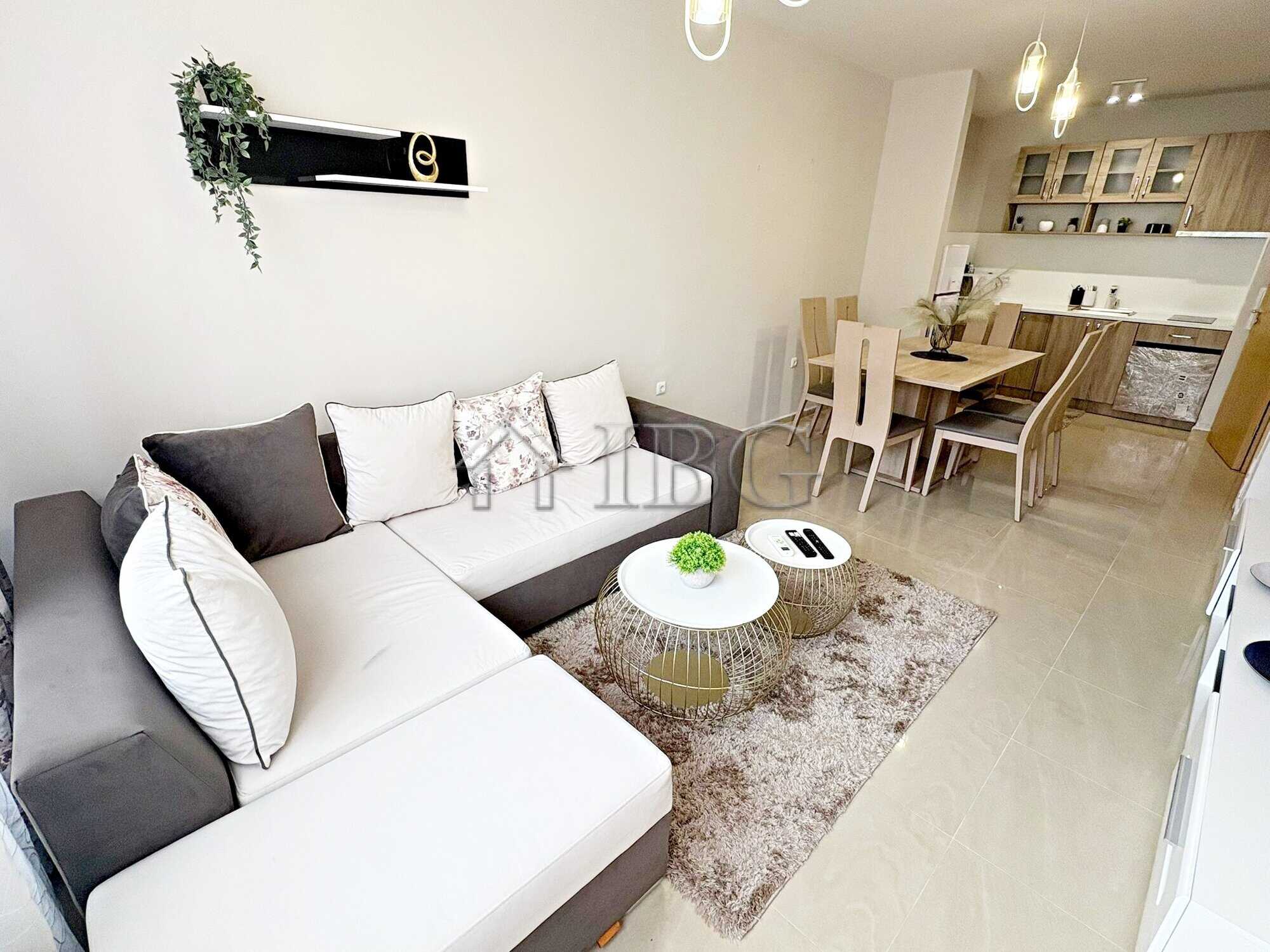 Bright and spacious one-bedroom apartment featuring a pool view in the Sunflower complex, perfect fo.