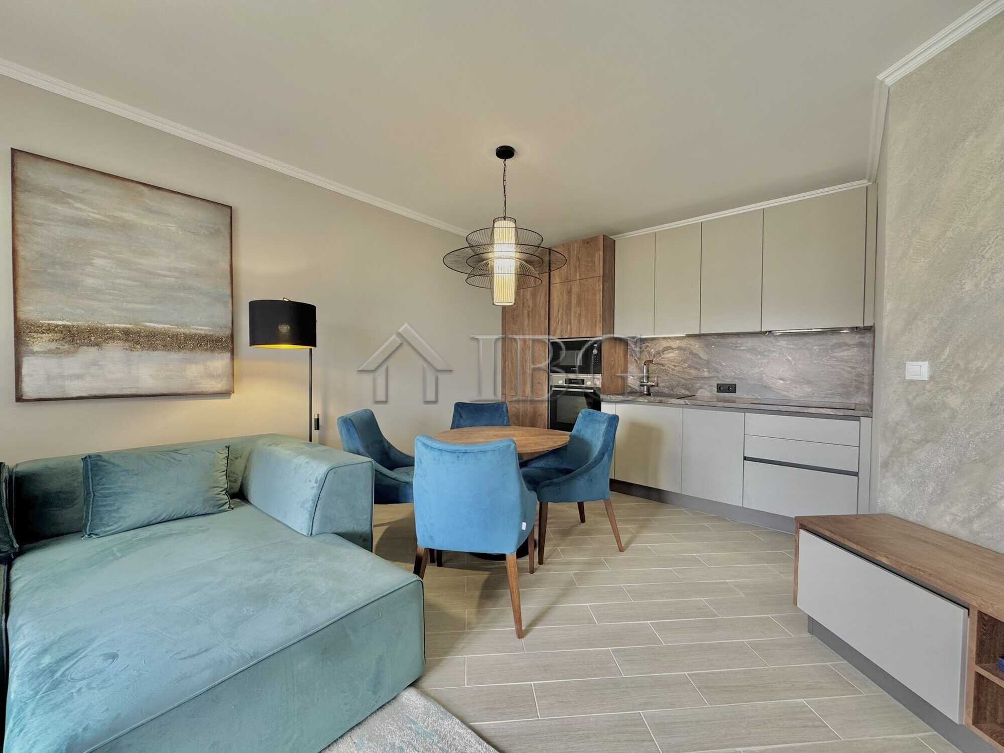 Spacious 2-bedroom apartment featuring sea and pool views in Valencia Gardens, Nessebar. Perfect for.