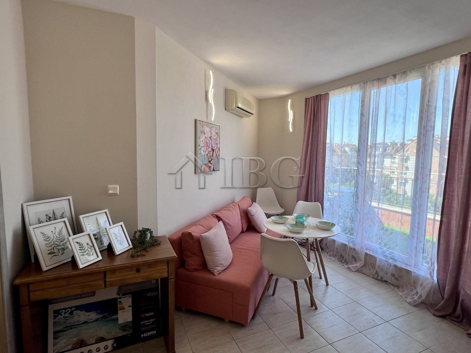 Charming one-bedroom apartment with pool view in Dolce Vita 2, Sveti Vlas, featuring modern decor an.