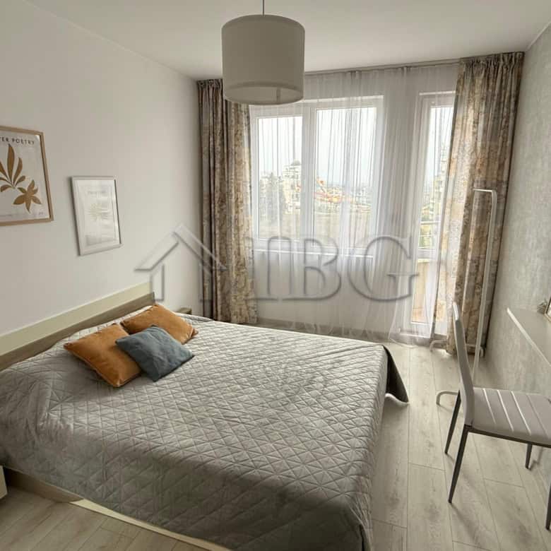 Bright 1-bedroom apartment with sea views in Pomorie Beach Resort, perfect for relaxing holidays.