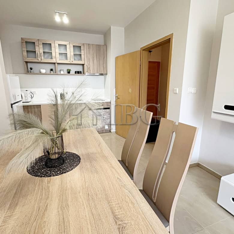 Modern one-bedroom apartment with pool view in Sunflower, Sunny Beach.