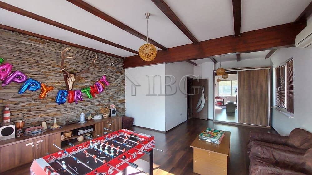 Spacious family home with 3 bedrooms and 2 bathrooms in Burgas' Meden Rudnik district. Modern interi.
