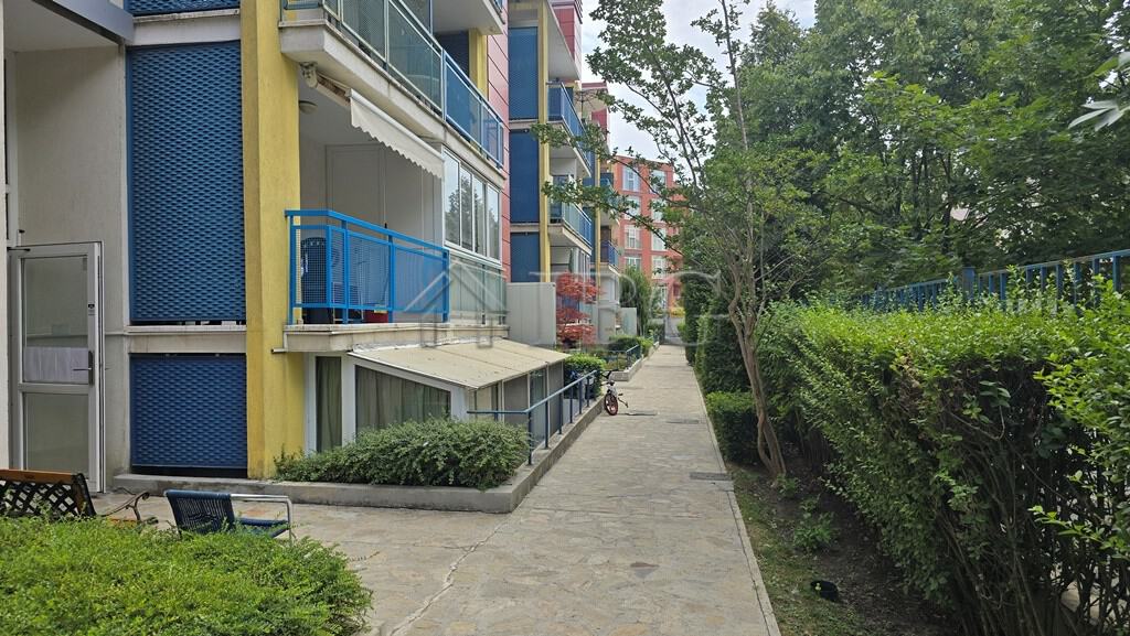 Modern two-bedroom apartment in Elite 4 complex near Sunny Beach, Bulgaria.