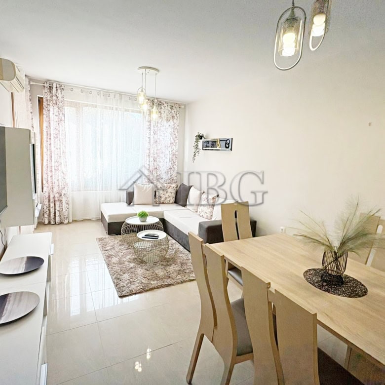 Bright and spacious one-bedroom apartment with pool view in Sunflower complex, Sunny Beach. Modern l.