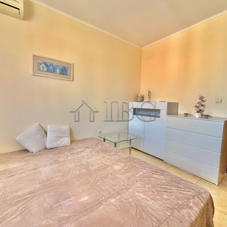 Bright and airy 3-bedroom apartment in Apollon 4, Ravda, perfect for comfortable living or investmen.