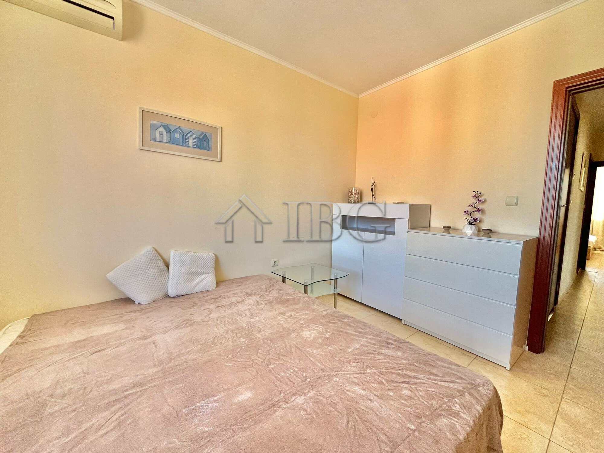 Bright and airy 3-bedroom apartment in Apollon 4, Ravda, perfect for comfortable living or investmen.