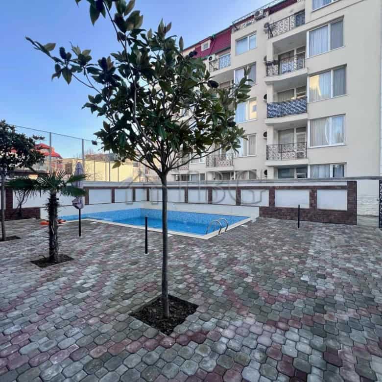 Furnished studio apartment with pool view at Magnolia Residence 5 in Sunny Beach. Perfect for invest.