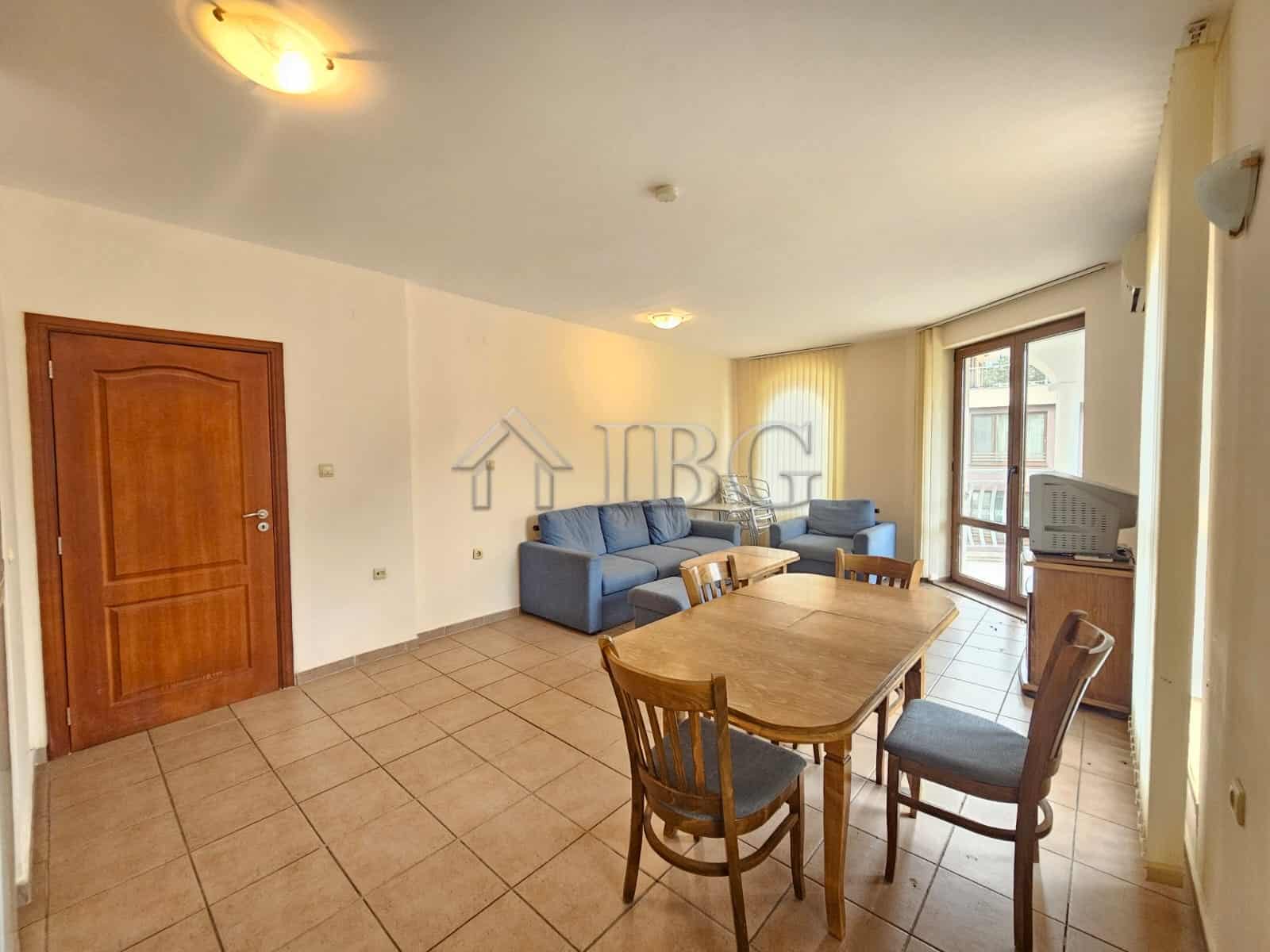 Two-bedroom apartment with 2 bathrooms and pool view in Sunny Beach. Spacious living area, bright in.