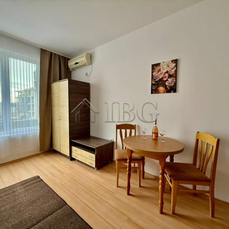 Furnished studio apartment with pool view for sale in Sunny Day 3, Sunny Beach. Modern interior, coz.