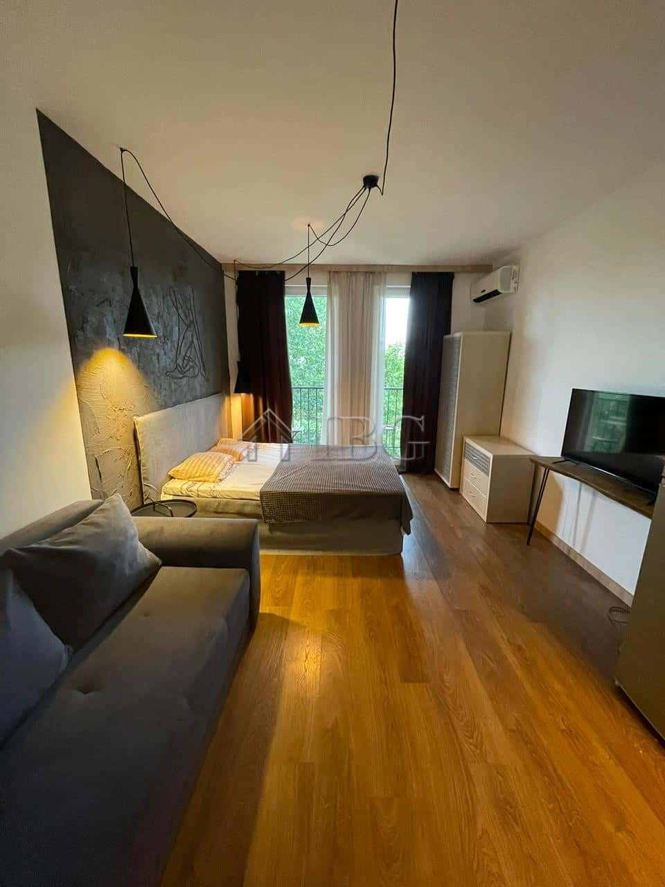 Bright studio with balcony in Sunny View Central, Sunny Beach.