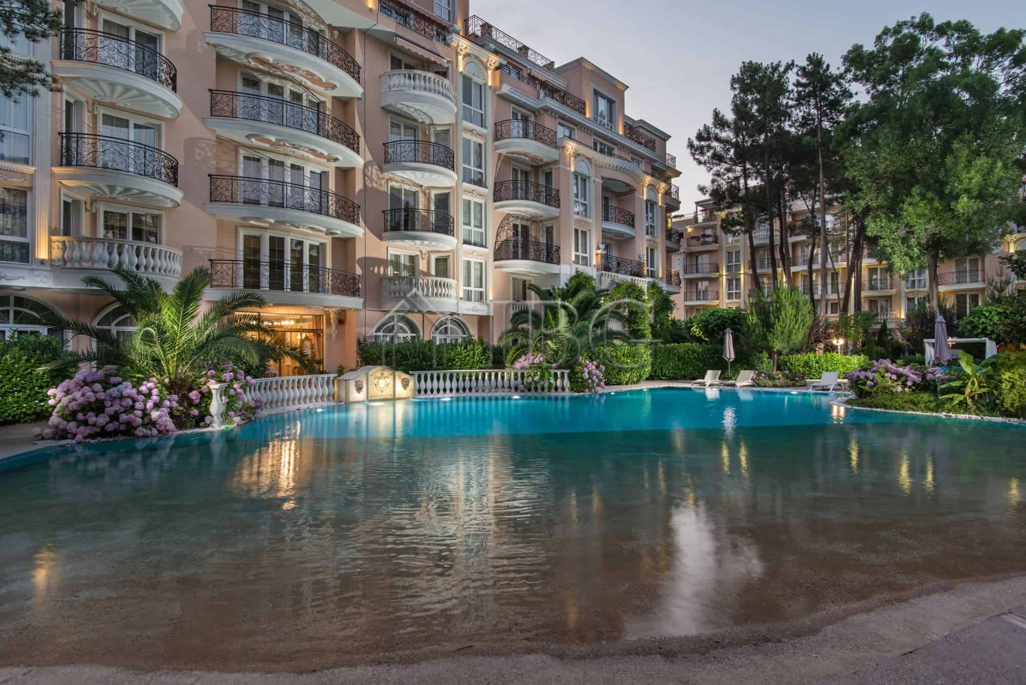 Luxury apartment with private park space at Venera Palace, Sunny Beach.