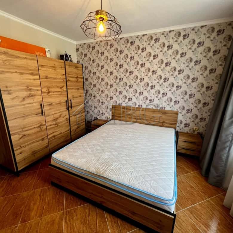 Spacious 2-bedroom apartment in Helios Complex, Sveti Vlas, featuring contemporary furnishings and a.