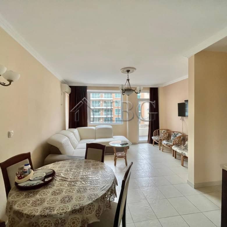 Apartment with pool view in Laguna 3, Sunny Beach, featuring modern furnishings and spacious living.