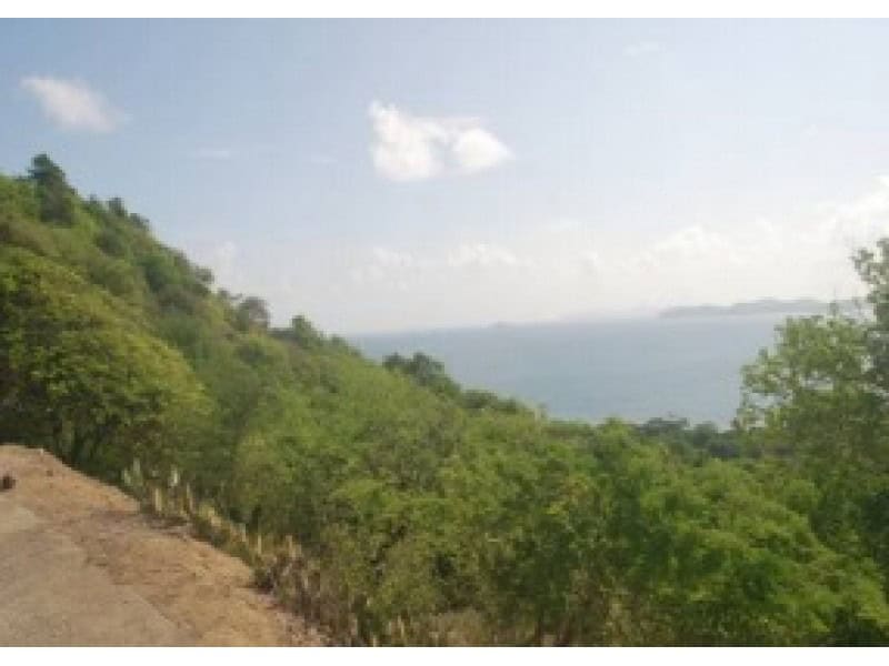 Ocean-view development land on Union Island, St Vincent & the Grenadines.