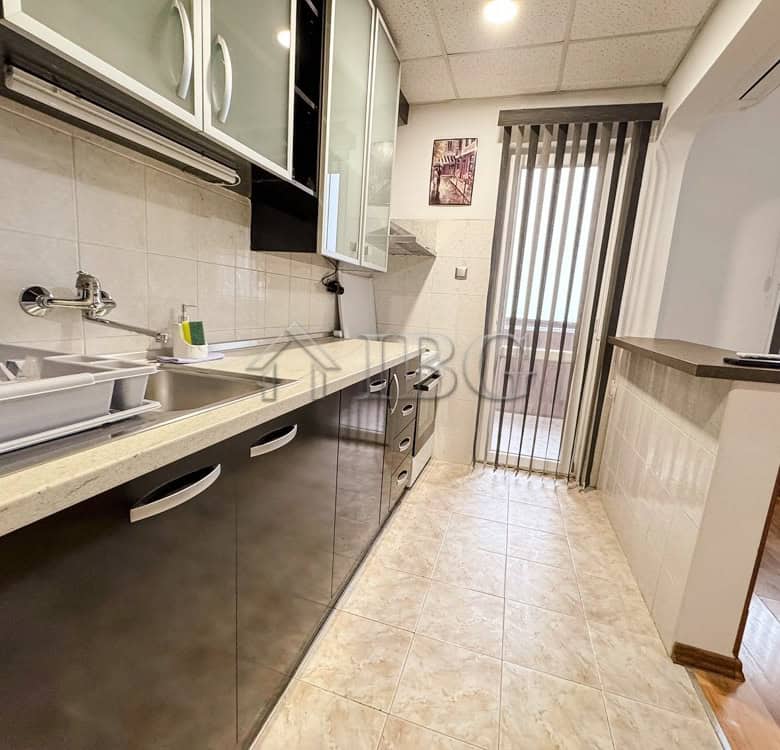 Bright and functional kitchen in a spacious 2-bedroom apartment for rent in Druzhba 2, Ruse.