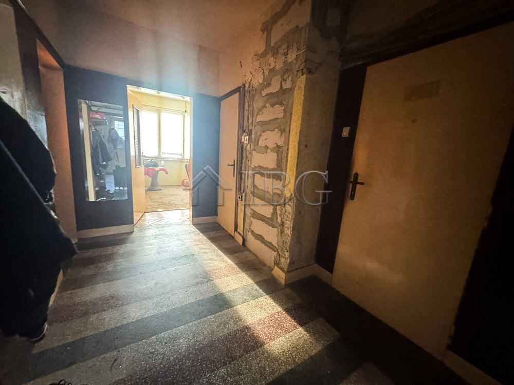 Bright interior of a 2-bedroom apartment near Svoboda Square in Ruse, Bulgaria.