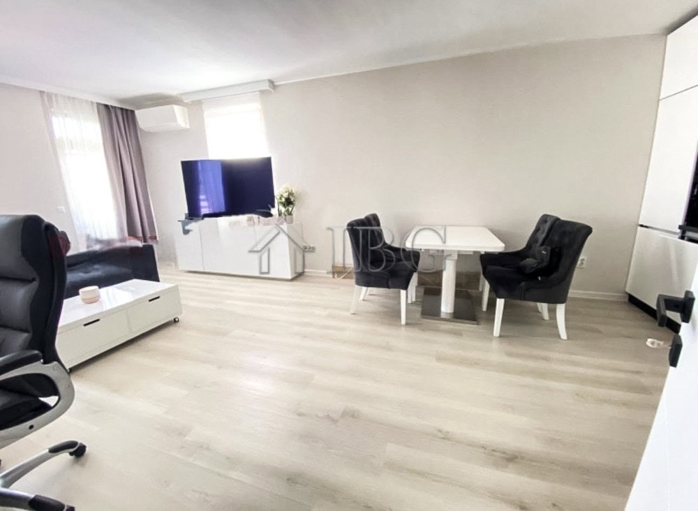 Spacious 2-bedroom apartment featuring a pool view in Lighthouse Golf & Spa Resort, ideal for comfor.