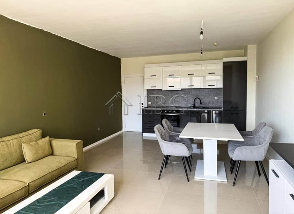 Spacious 2-bedroom apartment featuring scenic golf course views at Lighthouse Golf & Spa Resort. Per.