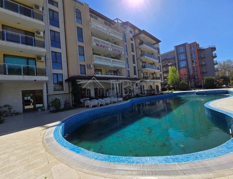 Pool view 1-bedroom apartment in Sunny Home 2, Sunny Beach.