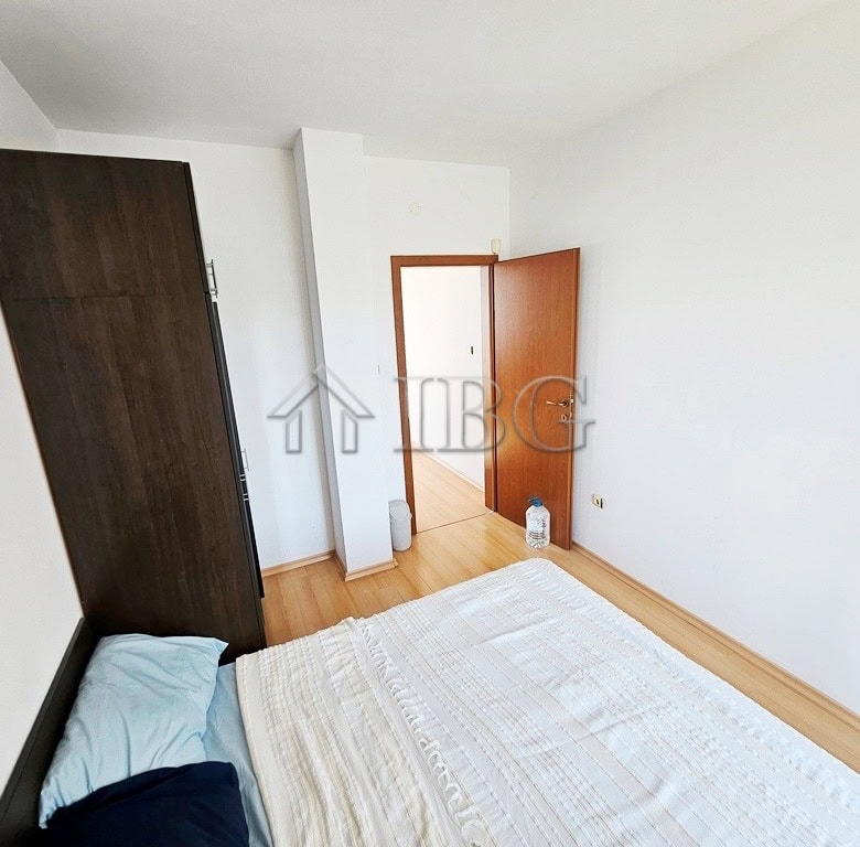 Spacious 2-bedroom maisonette apartment located in Sunny Day 3 complex, Sunny Beach. Perfect for com.