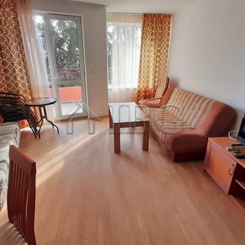 Frontal sea view one-bedroom apartment in Riviera Fort Beach, Ravda, with bright living space and ba.