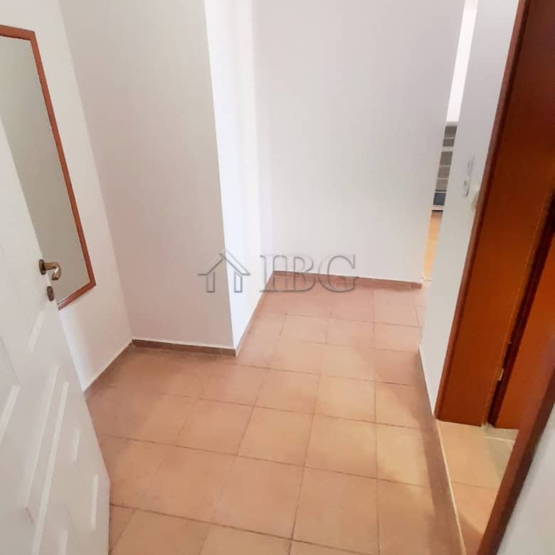 Interior view of a one-bedroom apartment with sea view in Riviera Fort Beach, Ravda.