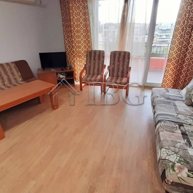 Cozy one-bedroom apartment featuring a pool and sea views at Riviera Fort Beach, Ravda. Perfect for.