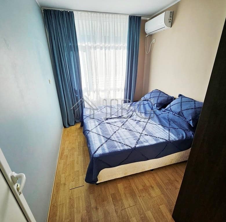 Cozy 2-room apartment with bedroom and living area in Pirop City, Sunny Beach.
