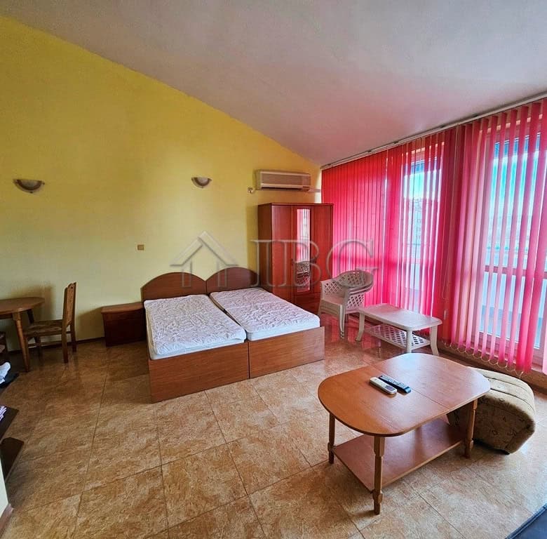 Cozy studio apartment with bright interior and sea views in Elit 3, Sunny Beach. Perfect for holiday.