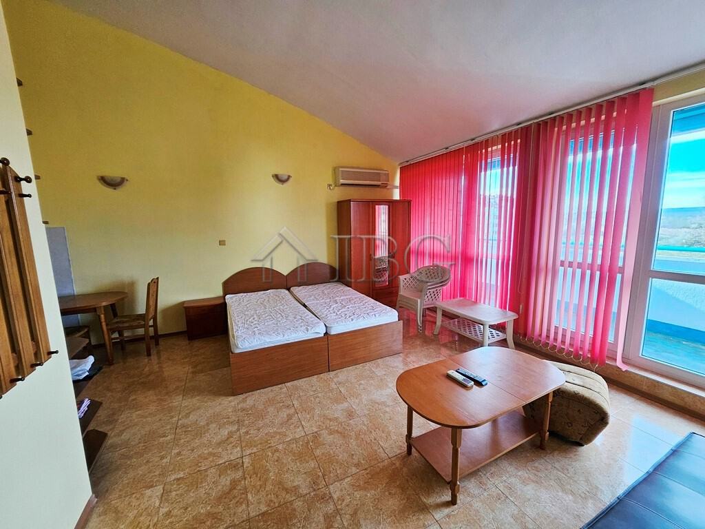Cozy studio apartment with bright interior and sea views in Elit 3, Sunny Beach. Perfect for holiday.