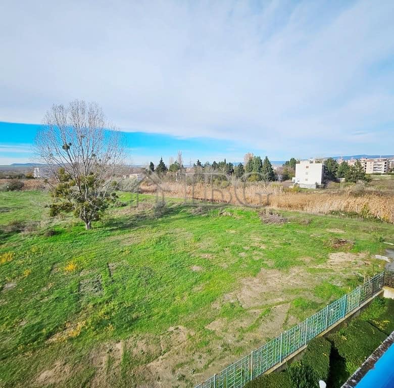 Bright studio apartment in Elit 3, Sunny Beach with scenic views and modern amenities.