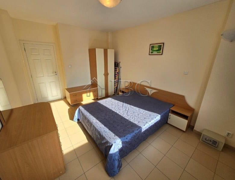 Spacious 1-bedroom apartment with pool view, perfect for relaxing holidays or investment.
